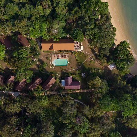 Phayamas Private Beach Resort And Island Brew - Adults Only Koh Phayam Exterior foto